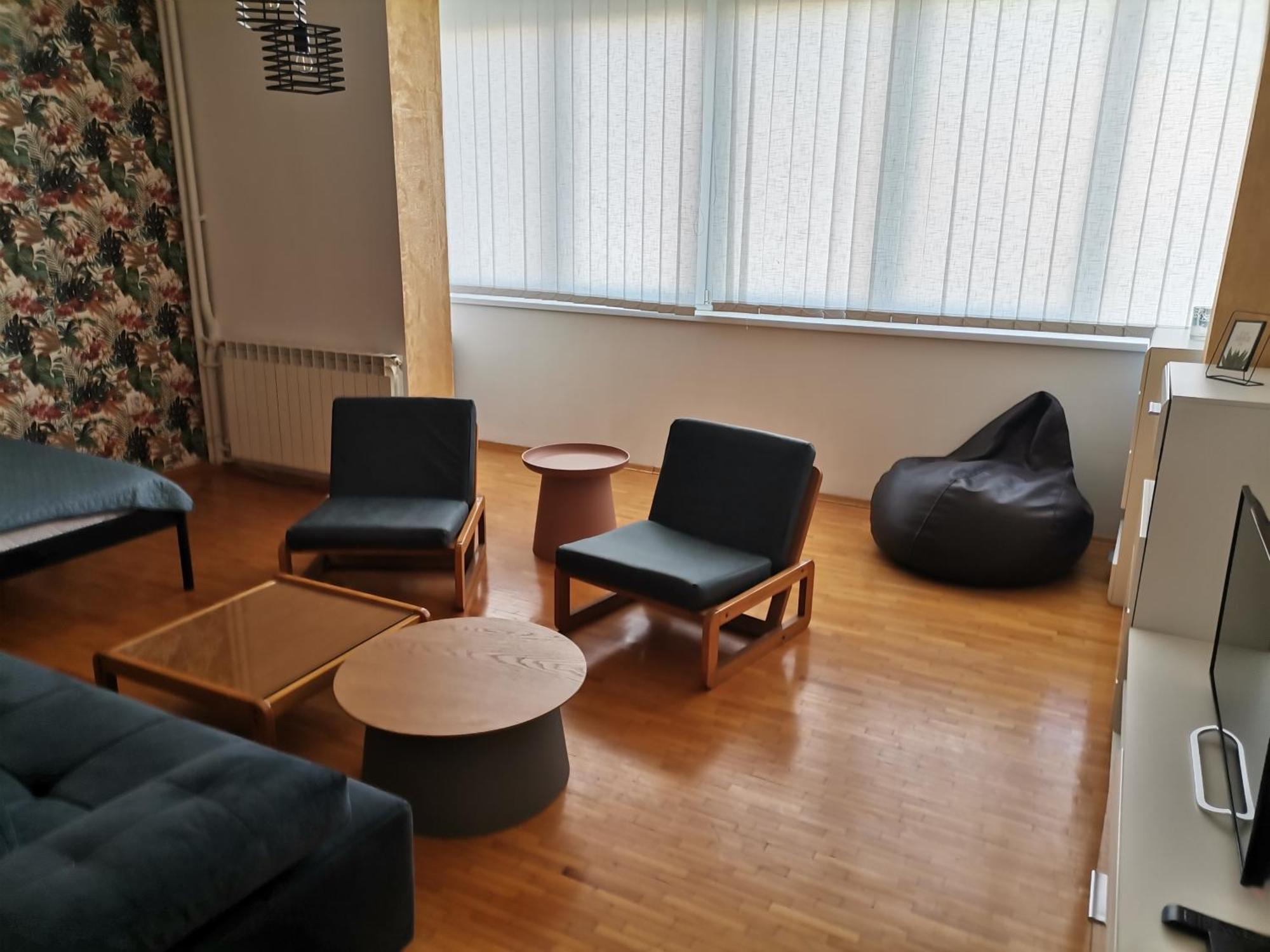 Calla 4 Apartment - Main Square, In The City Shopping Center - Parking Slot With Securiti And Video Camera 斯科普里 外观 照片