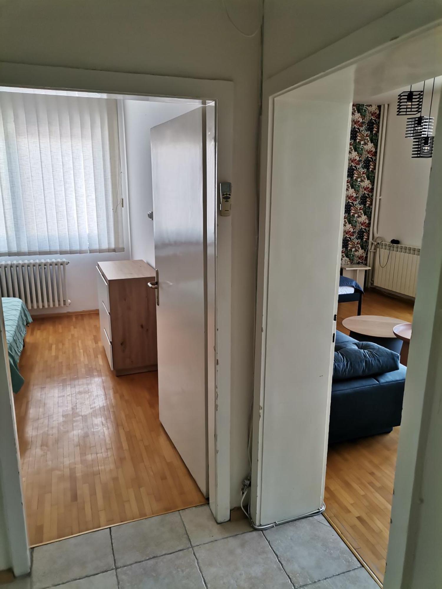 Calla 4 Apartment - Main Square, In The City Shopping Center - Parking Slot With Securiti And Video Camera 斯科普里 外观 照片