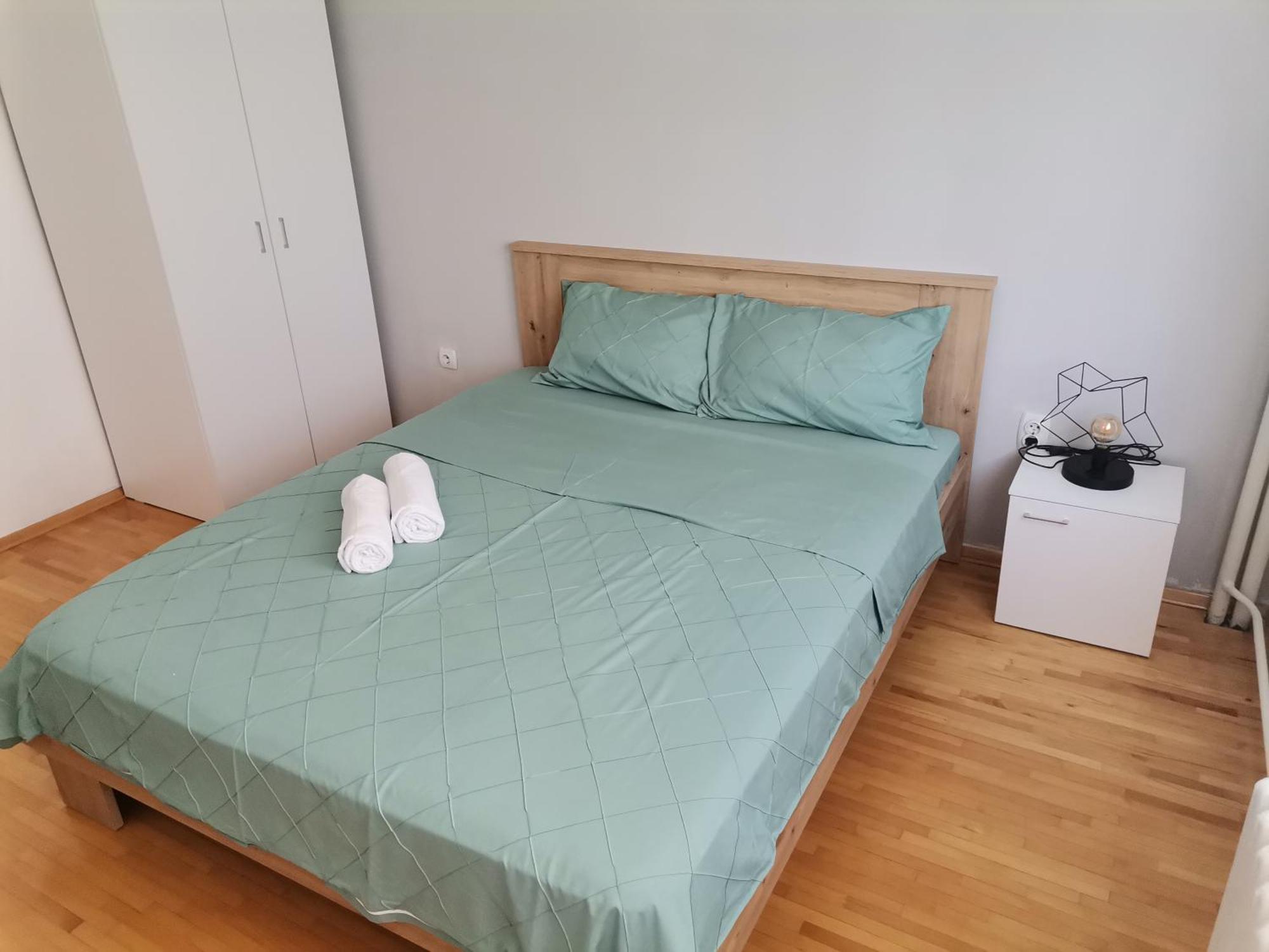 Calla 4 Apartment - Main Square, In The City Shopping Center - Parking Slot With Securiti And Video Camera 斯科普里 外观 照片