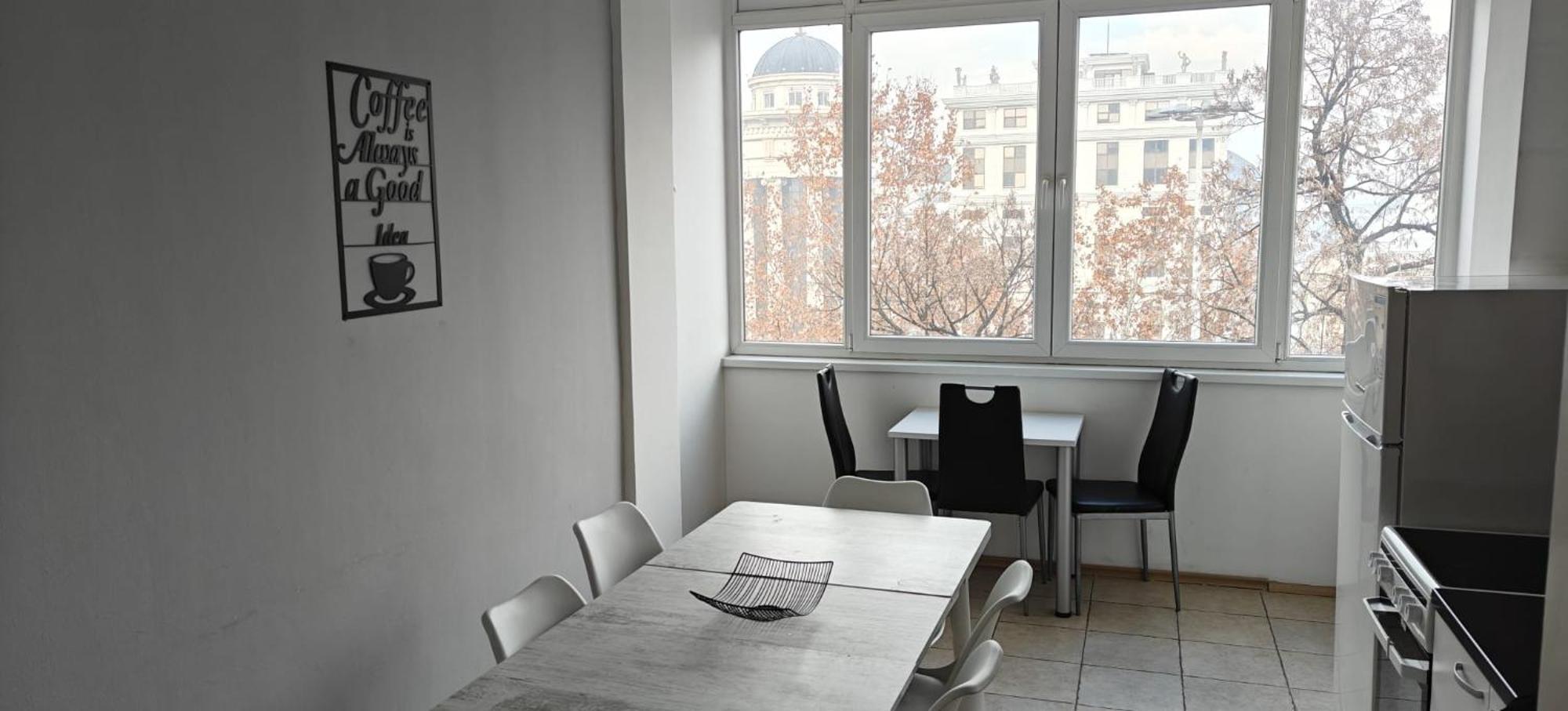 Calla 4 Apartment - Main Square, In The City Shopping Center - Parking Slot With Securiti And Video Camera 斯科普里 外观 照片