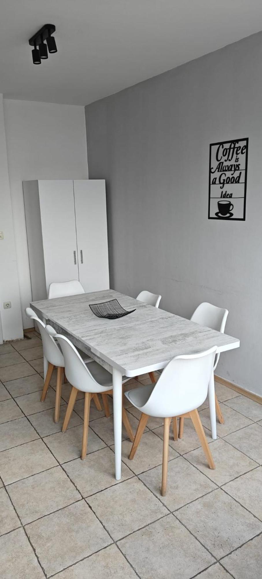Calla 4 Apartment - Main Square, In The City Shopping Center - Parking Slot With Securiti And Video Camera 斯科普里 外观 照片