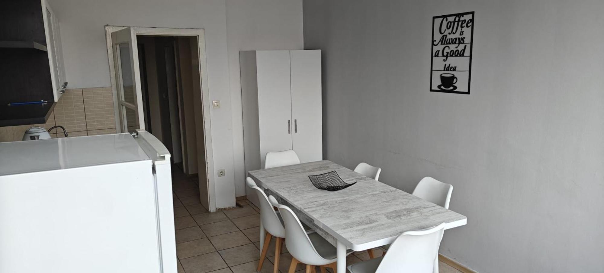 Calla 4 Apartment - Main Square, In The City Shopping Center - Parking Slot With Securiti And Video Camera 斯科普里 外观 照片